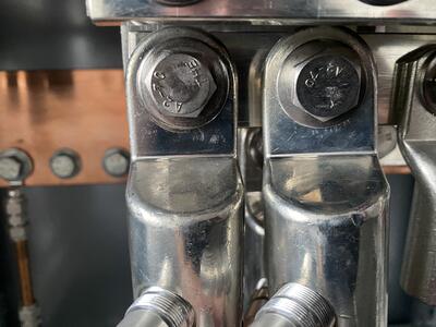 Al Schraubkabelschuh gerade für Al & Cu 50...240/300mm²; M12